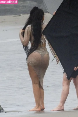 Kylie Jenner [ kylie-jenner-1 ] - Welcome to my OF  thank you for subscribing  If you have any