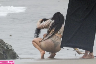 Kylie Jenner [ kylie-jenner-1 ] - TRAIL OF 100 GIANTS: Remember those roots from the post two days