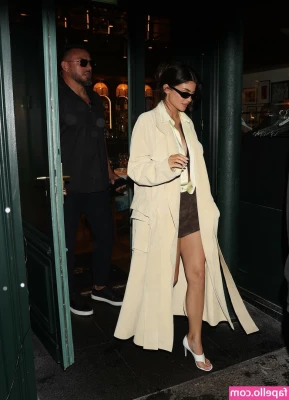 Kylie Jenner [ kylie-jenner-1 ] - Read my tag👀