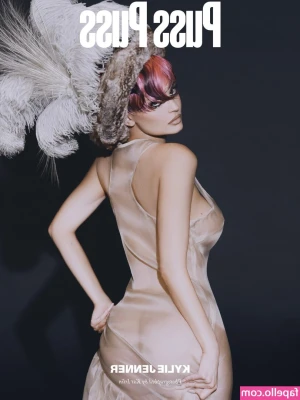 Kylie Jenner [ kylie-jenner-1 ] - different angles