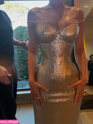 Kylie Jenner [ kylie-jenner-1 ] - Poppin Bottles & Pouring it on my bikini! Dolphin Jumps &