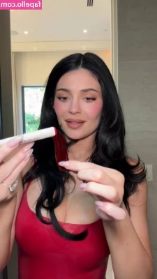 Kylie Jenner [ kylie-jenner-1 ] - i could go foreverrrr
