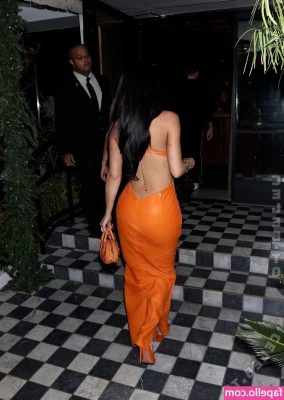 Kylie Jenner [ kylie-jenner-1 ] - Henlo my love! Sorry to ✨update✨ with such cheesy pictures but I