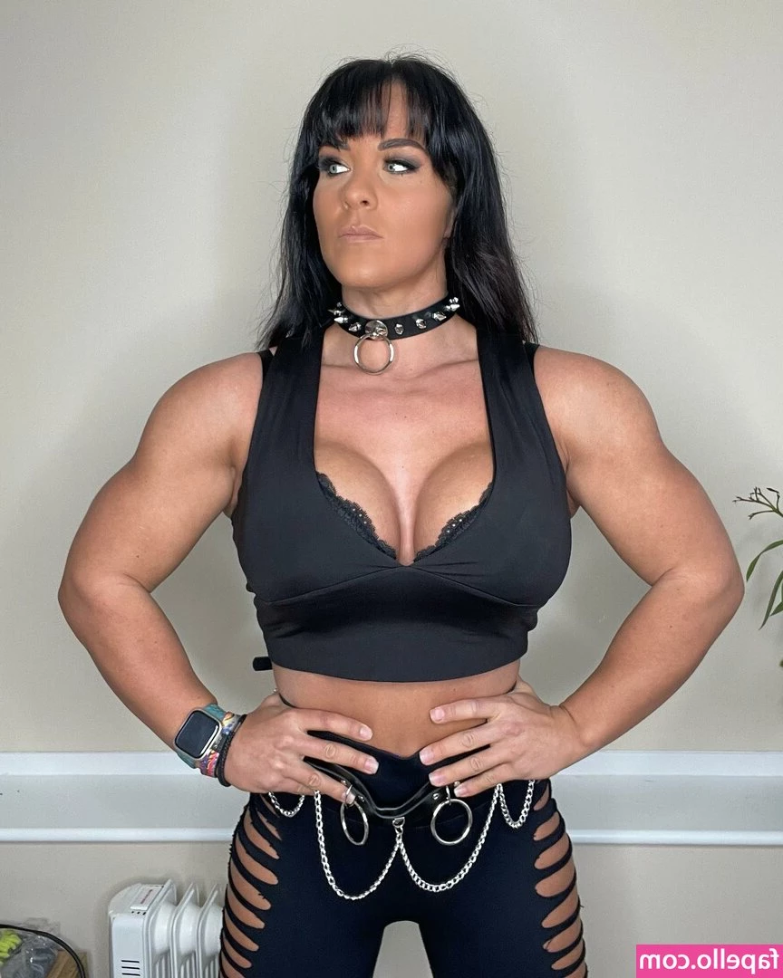 Sarah Page [ sarah-page ] - Finally played with this big thing  it felt so good inside of me