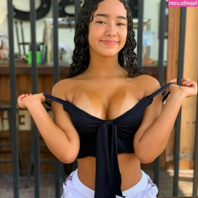 Valer Altamar [ valer-altamar ] - Moaning cumshot with oiled up dick