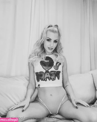 Lexi Belle - And the contest is now closed  Thank you everyone for participating