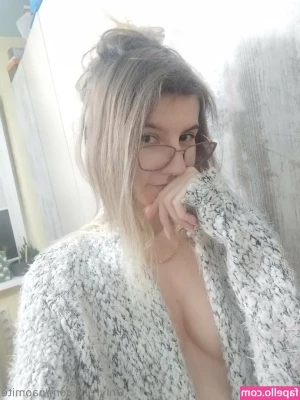 naomite - I love fishnet outfits   I want more