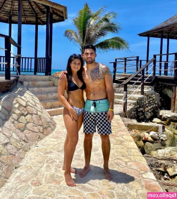 Hailie Deegan [ hailie-deegan ] - Want to play with me? 🙈 🥰💗💗