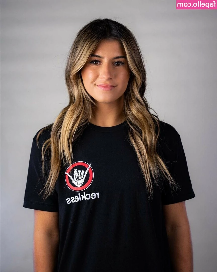 Hailie Deegan [ hailie-deegan ] - Have you seen my latest scene with  roxxiemoth yet  She s a