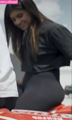 Hailie Deegan [ hailie-deegan ] - what would u do with this cow on this sunday afternoon? she could