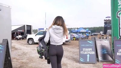 Hailie Deegan [ hailie-deegan ] - Going live in in 5 mins chaturbate.com/MastersLBS