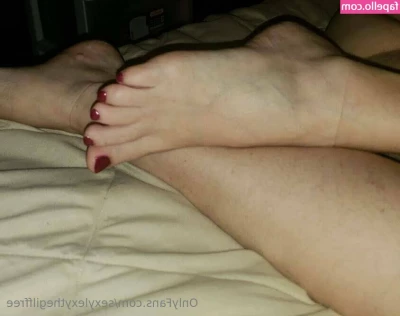 sexylexythegilffree - Hello x