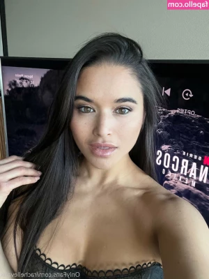 rachellevank - Take me    I have a message for you  Take me   Legs open and your