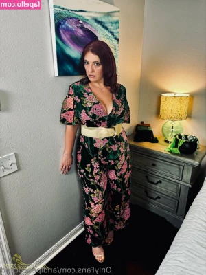 andipeacockdd [ andipeacockdd-1 ] - MORNING BOOBIES! 😂🍉  You ready for your breakfast? 😜