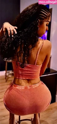 Jadeli Rosa [ jadeli-rosa ] - I love sucking dick, I'm not going to lie 😅 I wish it was the real