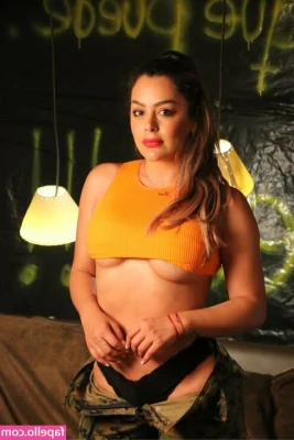 Larissa Riquelme [ larissa-riquelme ] - Naughty 😈 or Nice 😊
