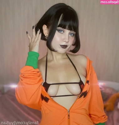jyu_san [ jyu-san ] - I’d watch you while you’re behind me. 😍