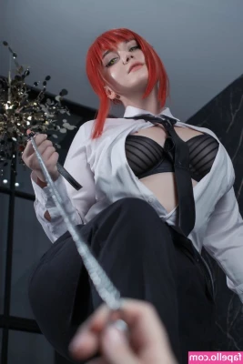 jyu_san [ jyu-san ] - Siomara Farting While Kneeling On The Couch! This Girl Can Really