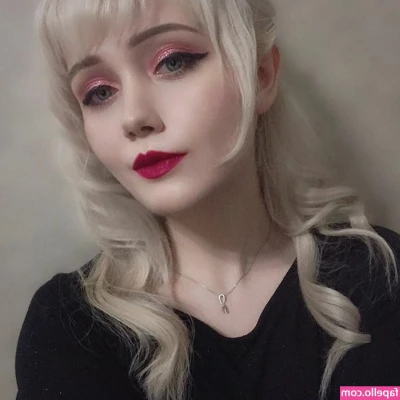 jyu_san [ jyu-san ] - My ass is everything to you. You need to cum to Me so badly, but not