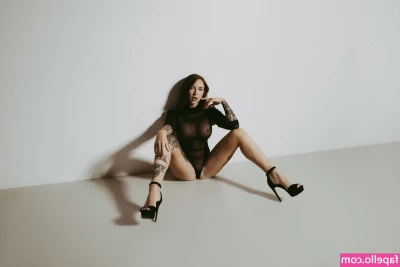 Miss_Felixity [ miss-felixity-4 ] - Hi bæ  Let me know what you want to see  And dm me for customs