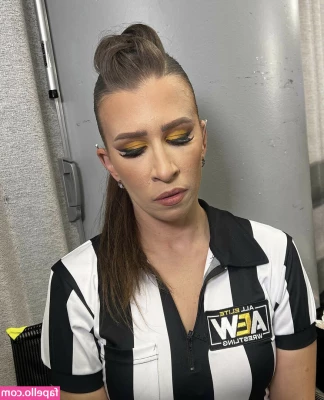 Aubrey Edwards [ aubrey-edwards ] - Who doesn t love sand between there toes  What else can go between