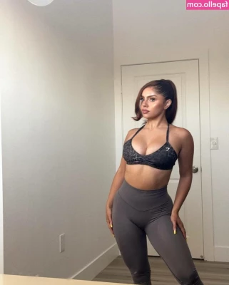 Evelyn Ortiz [ evelyn-ortiz-2 ] - Be ready to get wild with me, baby😈