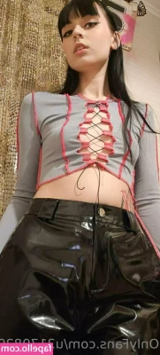 nefer_titi_xxx [ nefer-titi-xxx ] - your naked doll