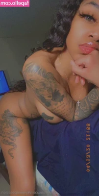 kyleevipsession - Even this is too hot  if someone could come and fan me while I play