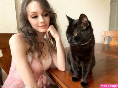 Tasha - @honeyjobunny behind the scenes love