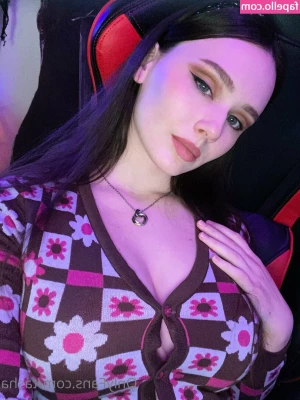 Tasha - Hot morning nudes 🔥🔥😈