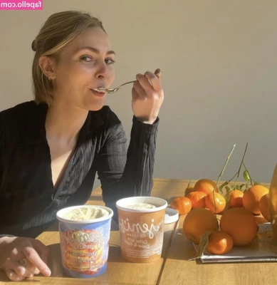 AnnaSophia Robb [ annasophia-robb ] - Here s the BIRTHDAY suit again  I mean body suit  But can you even