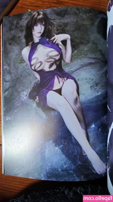 Takomayuyi - Boobs smushed against glass, yay or nay? :P