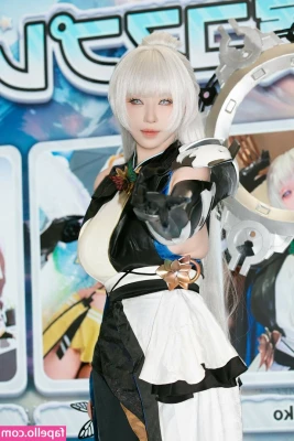 Takomayuyi - Upskirt