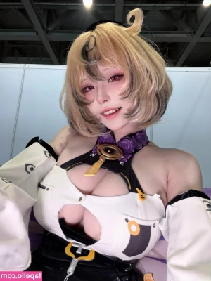 Takomayuyi - Would you smack my ass please?🥺 Me claquerais-tu les fesses