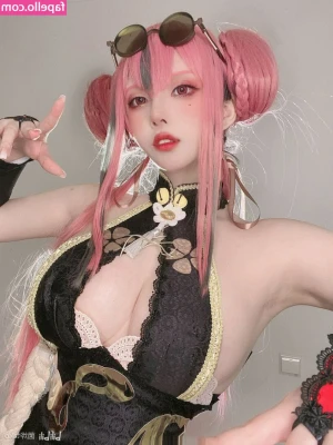 Takomayuyi - Wish you were here baby to suck on on my perky Hershey kisses 👅