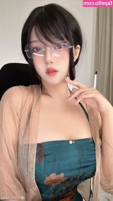 Takomayuyi - COWGIRL THEME SEXY PHOTO GALLERY - Unlock this to see me as the