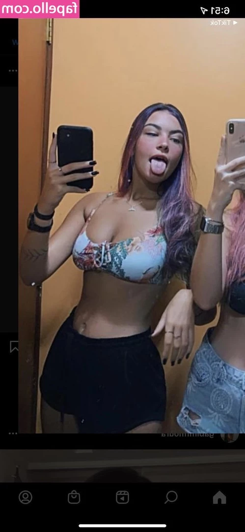 Gabriela Moura [ gabriela-moura ] - Full video: Watching porn and constantly leaking precum and cum