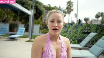 iJustine - Will you let me sit and grind on your face? 😈