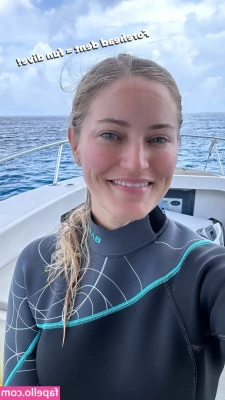 iJustine - let me ride you really hard, until you forget your own name, okay?😈