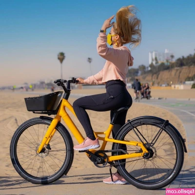 iJustine - Feeling thickie thick Follow my main https://onlyfans.com/pinkbentley