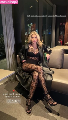 Alessia Lanza [ alessia-lanza ] - Bite me