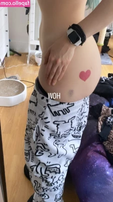 Giulia Henne [ giulia-henne ] - Little shoe play from this angle 💕