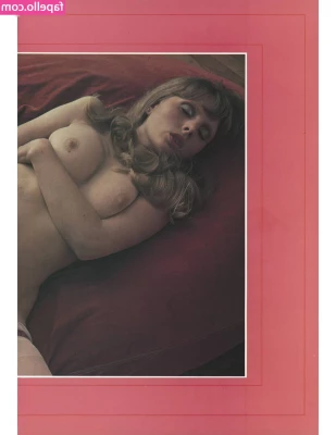 Vintage Erwachsenen Zeitschriften [ vintage-erwachsenen-zeitschriften ] - Nipple piercing