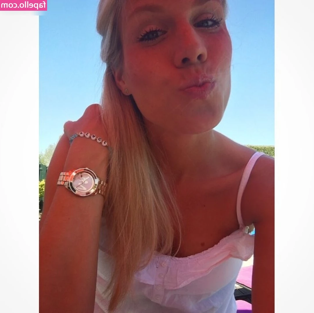 Lea (sunshineee_ms) [ lea-sunshineee-ms ] - Jawed my neighbors dick this morning then I cream pied all on his