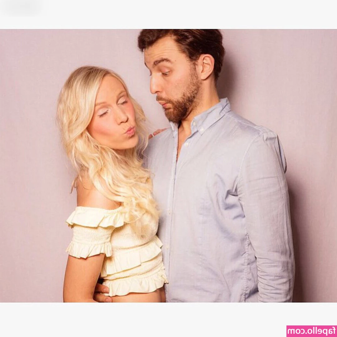 Lea (sunshineee_ms) [ lea-sunshineee-ms ] - I’m waiting for you so we can play 😈