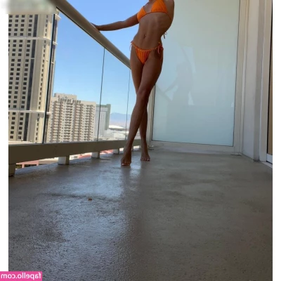 Lea (sunshineee_ms) [ lea-sunshineee-ms ] - Daily dose of naughty stories  I squirted so hard you nearly drowned 