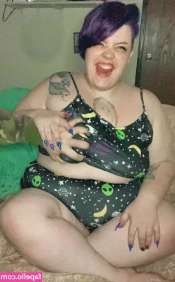 rae.of.sunshine27 [ rae-of-sunshine27 ] - 玩肛塞的過程☺️❤️