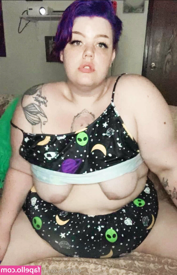 rae.of.sunshine27 [ rae-of-sunshine27 ] - Titty Tuesday s update is 13 pics from my cocksucking encouragement