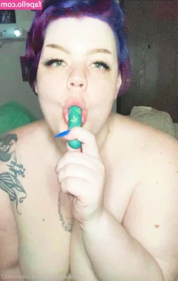 rae.of.sunshine27 [ rae-of-sunshine27 ] - FREE FREE FREE  girllola  girllola  This latina is horny  and wants