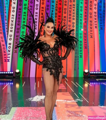 Helen Ganzarolli [ helen-ganzarolli ] - In case you forgot (a joke, an obvious impossibility)